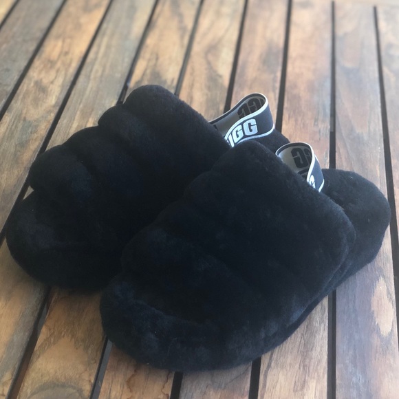 UGG fluff yaeh slide size 8 black - Picture 2 of 8